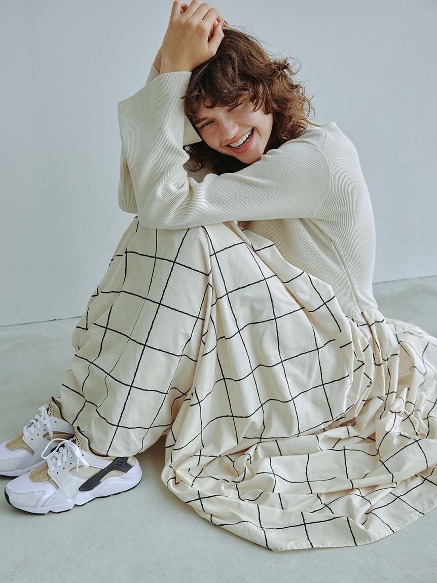 NIKE meets emmi】W NIKE AIR HUARACHE(スニーカー)|NIKE(ナイキ
