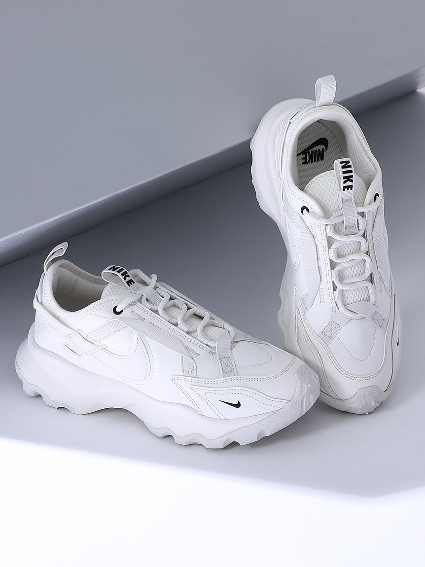 Nike TC7900 white 26.5cm