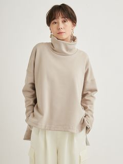 New Balance/【New Balance for emmi】MET24 Hight Necked Pullover/パーカー