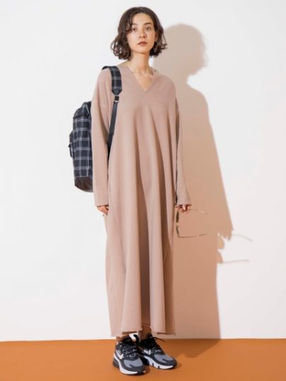 長旅もゆったりリラックス 飛行機で着たいストレスフリーワンピース Usagi Magazine ウサギオンライン公式通販サイト