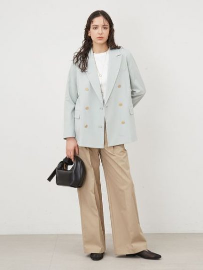 羽織るだけで女っぽさ増し増し!春アウターは【メンズライク 羽織るだけで女っぽさ増し増し!春アウターは【メンズライク