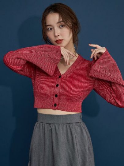 合わせやすくて感度高め♡今年のカーディガンはクロップド丈で